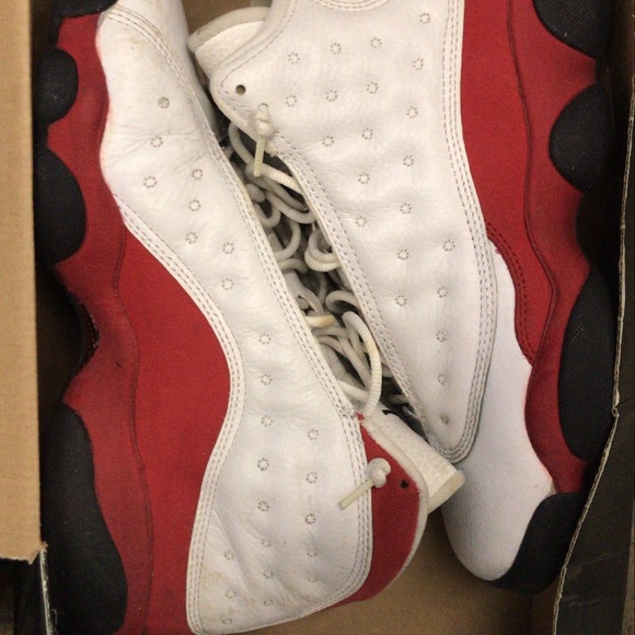 2010 air jordan cherry 13s size 7 mens og box incl - Picture 1 of 1